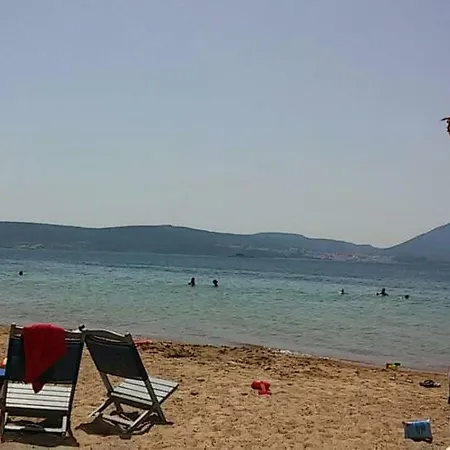 Relaxing Vila At Village